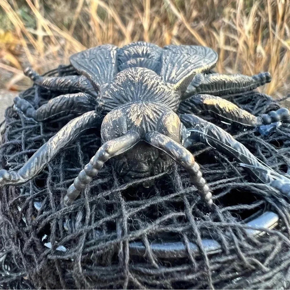 NEW Fun - Black & Bronze Fly Mixed Media Handcrafted apothecary jar - Picture 7 of 15